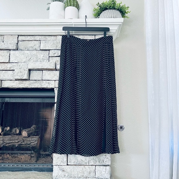 BURBERRY Silk Midi Length Skirt Size M | US 8 - Picture 8 of 15